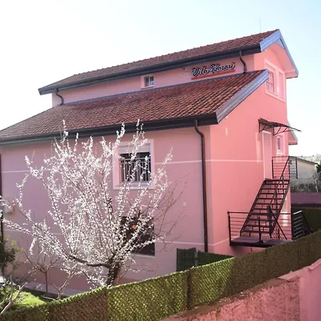 Kazazi Apartment *