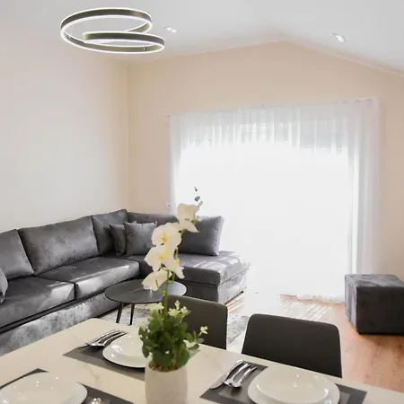 Kazazi Apartment