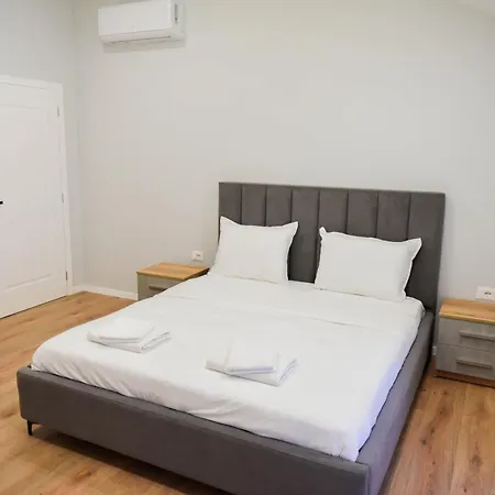 Kazazi Apartment