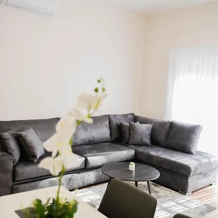 Apartment Kazazi