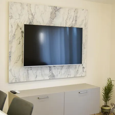 Kazazi Apartment *