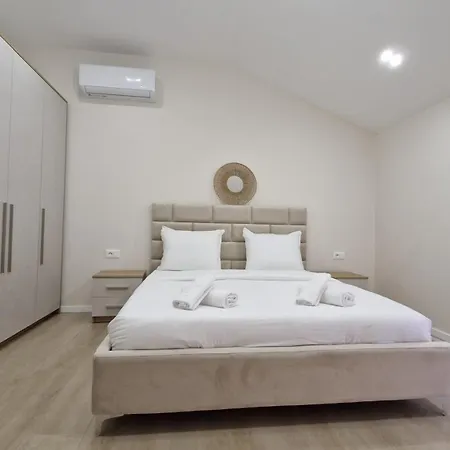 Apartment Kazazi